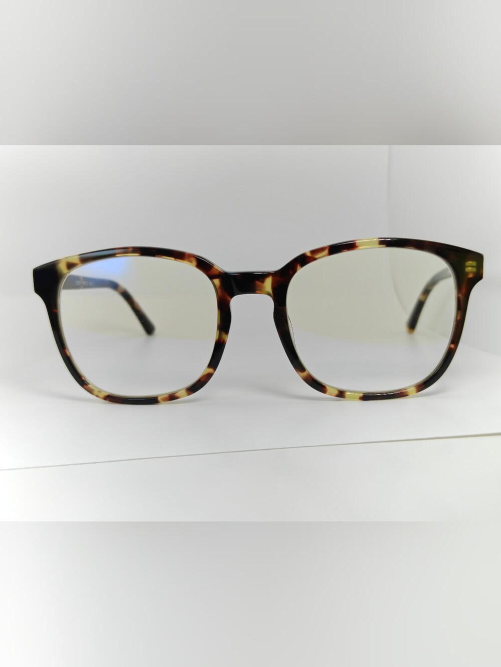Tower. Men's Tortoiseshell Square Glasses. Traditional Colors.